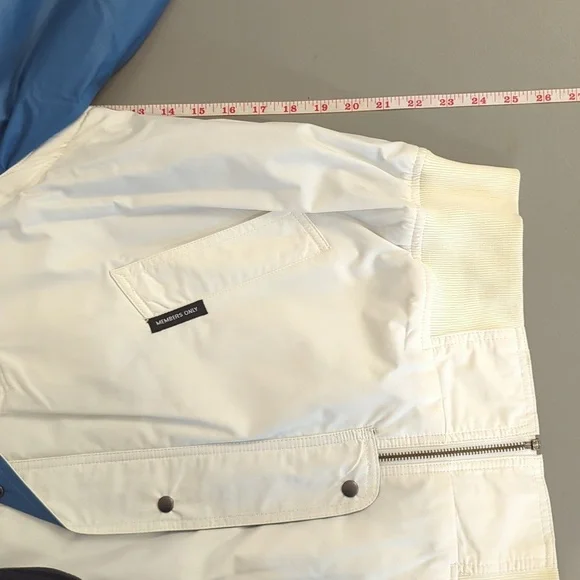 Vintage Members Only Jacket‎ size 46 White Blue 3 in 1 Convertible Vest - Picture 16 of 16